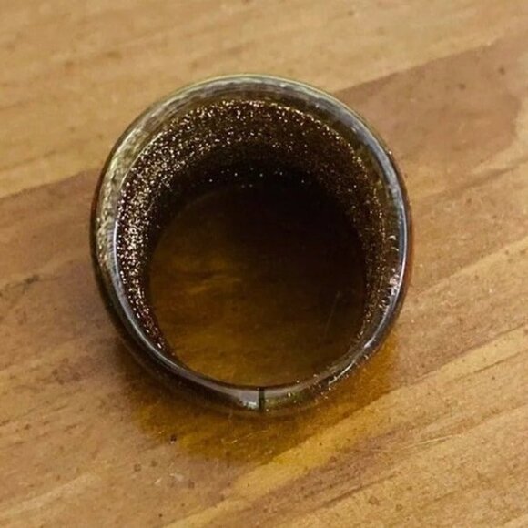 BEAUTIFUL Flower Glass Ring Size 9 - Picture 2 of 3